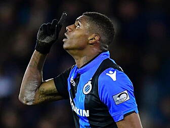 Aston Villa sign €25m Brazilia...